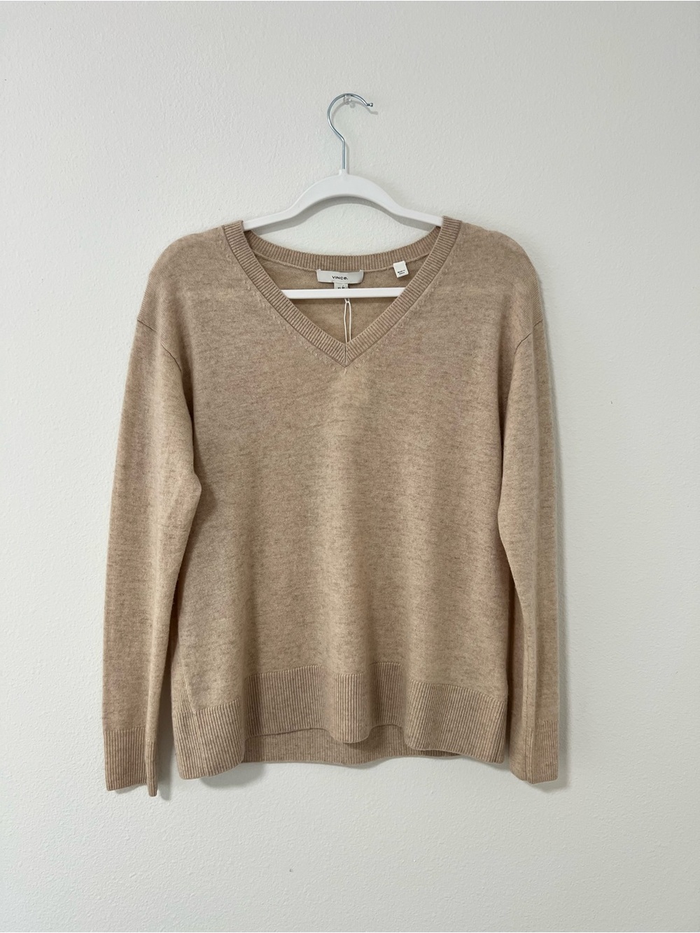Vince Wool Cashmere V-Neck Sweater in Oatmeal